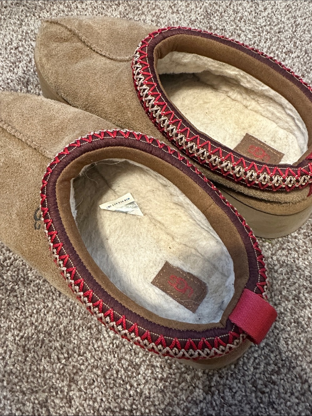 UGG Tazz Platforms - Picture 2 of 12